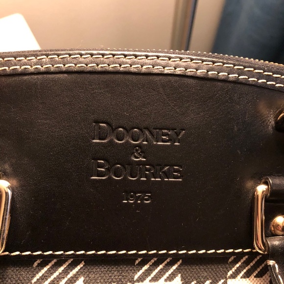Dooney & Bourke Purse - Picture 5 of 5